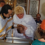 Таинство крещения в колпинском храме