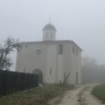 Рабочее совещание по поводу возобновления строительства православного храма в Хевизе